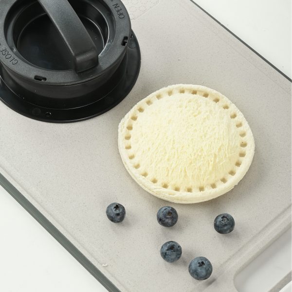 ABS Hamburger Meat Pressing Machine Sandwich Cut Four-in-one Kitchen Gadgets - Image 3